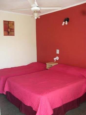 Hostel & Posada Noelia Puerto Iguazú Extérieur photo